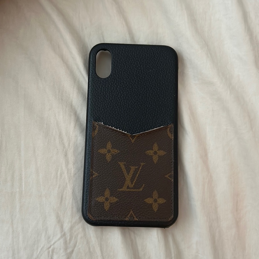 Louis Vuitton iPhone XS Max phone holder